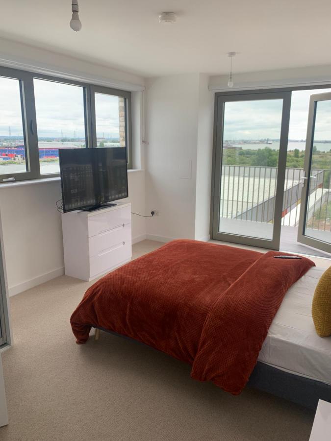 Riverside Rooms And Apartments Λονδίνο Εξωτερικό φωτογραφία