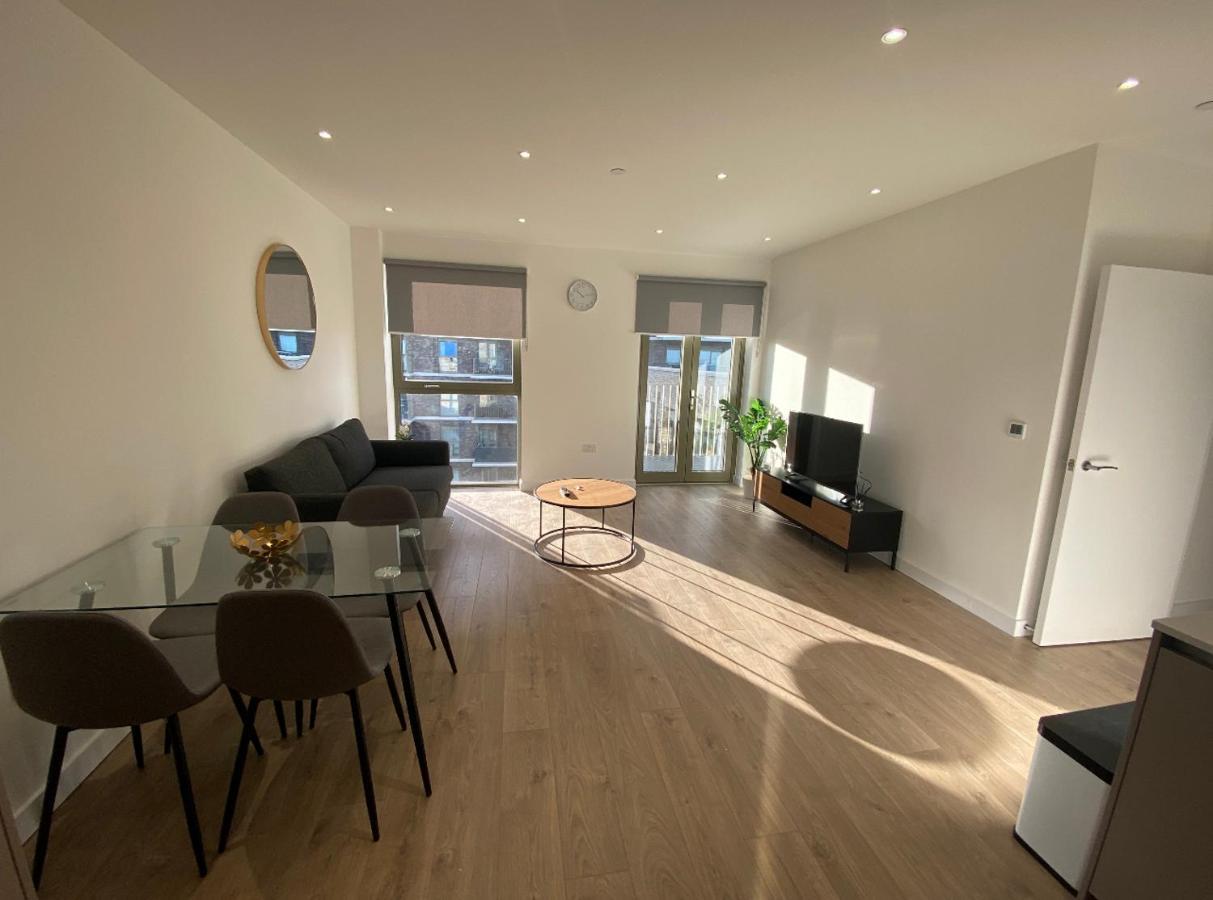 Riverside Rooms And Apartments Λονδίνο Εξωτερικό φωτογραφία
